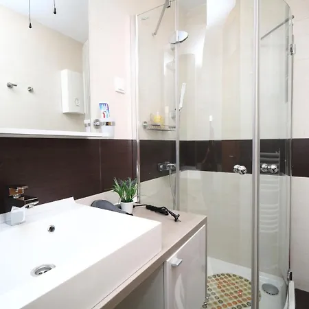 Apartment Franca A2-parking Garage