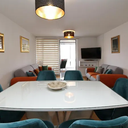 Franca A2-parking Garage * Sarajevo