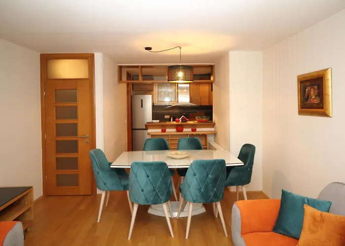 Franca A2-parking Garage * Saraievo